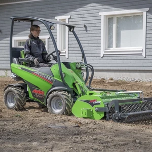 Ručné ovládanie pojazadu ako voliteľná výbava pre sériu 200